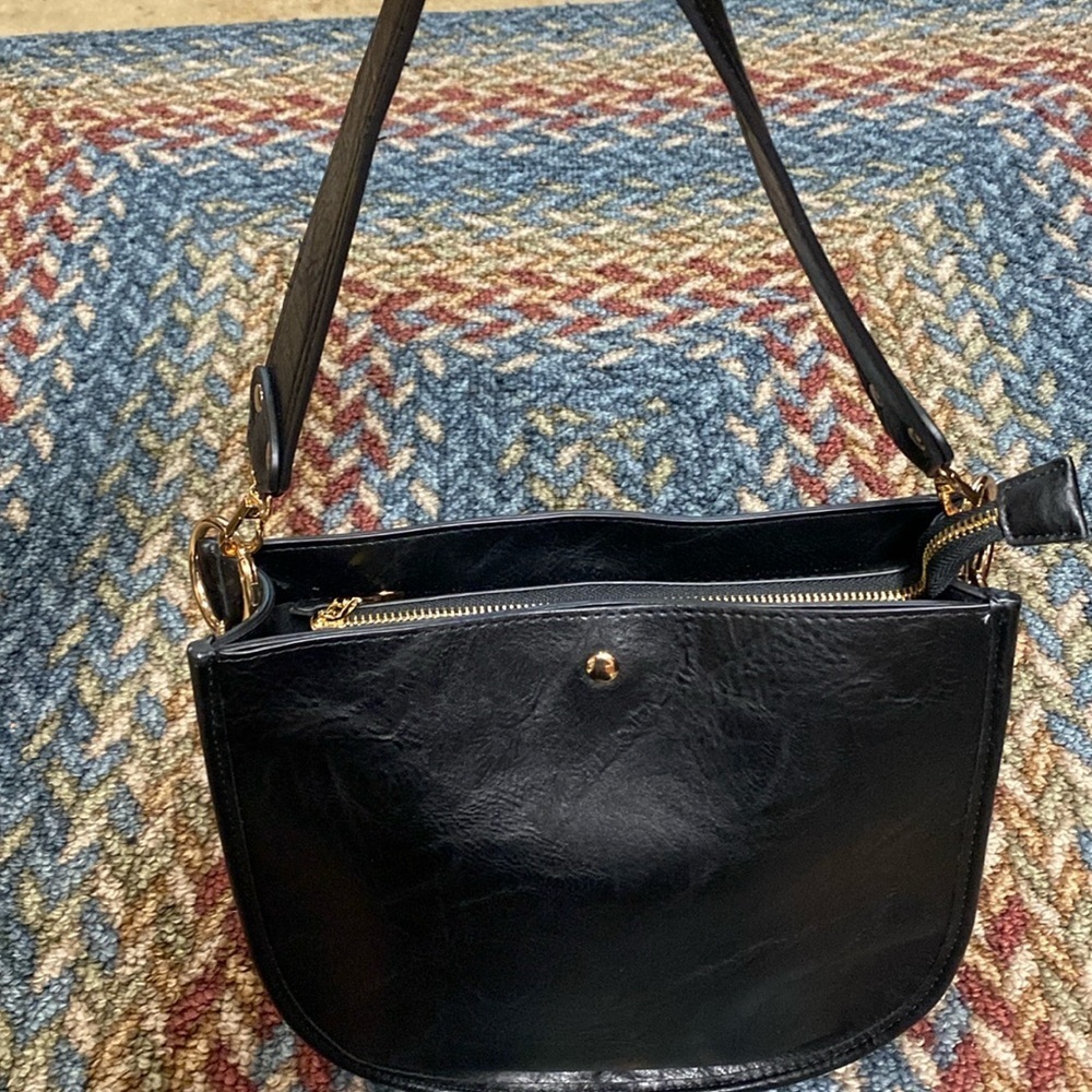 Ah dorned Like new Purse